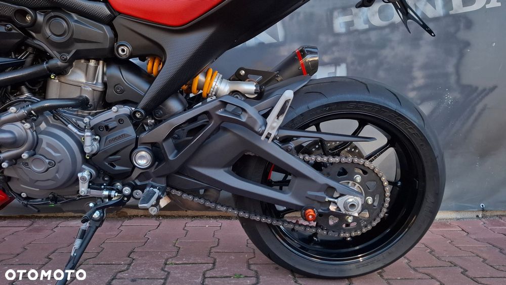 Ducati Monster - 11