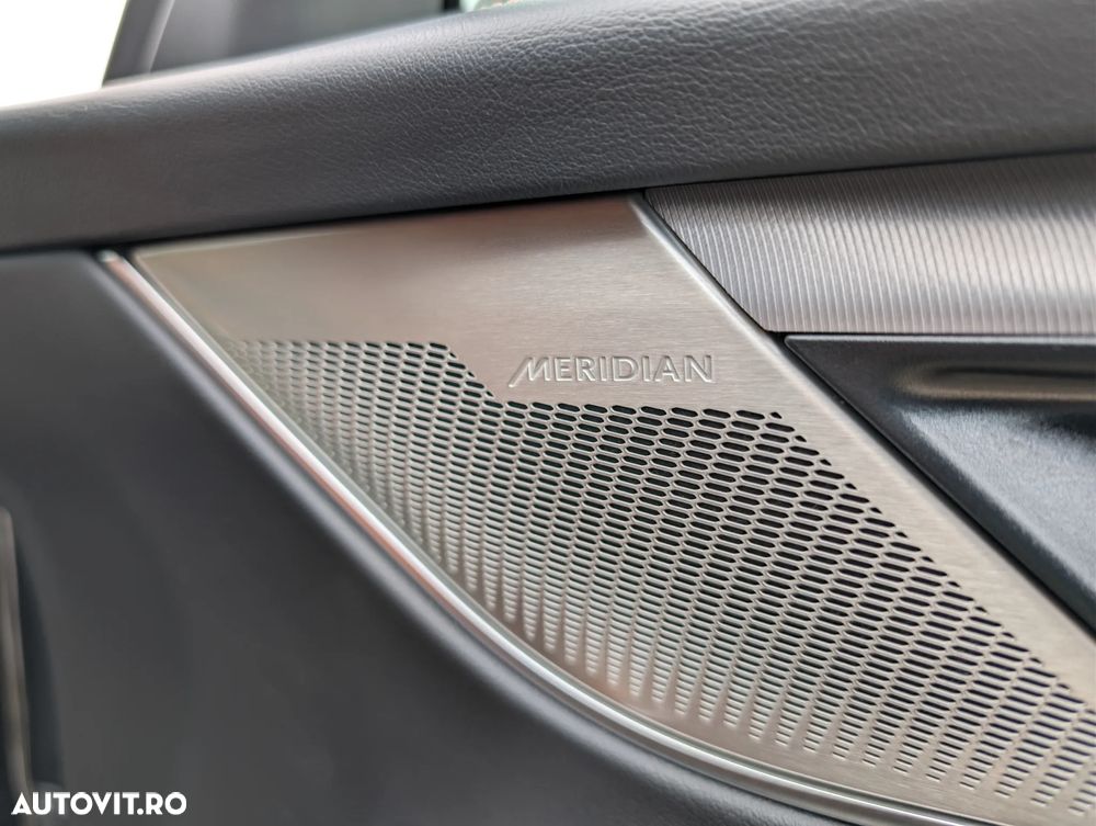 Jaguar F-Pace D165 AWD R-Dynamic Black - 25