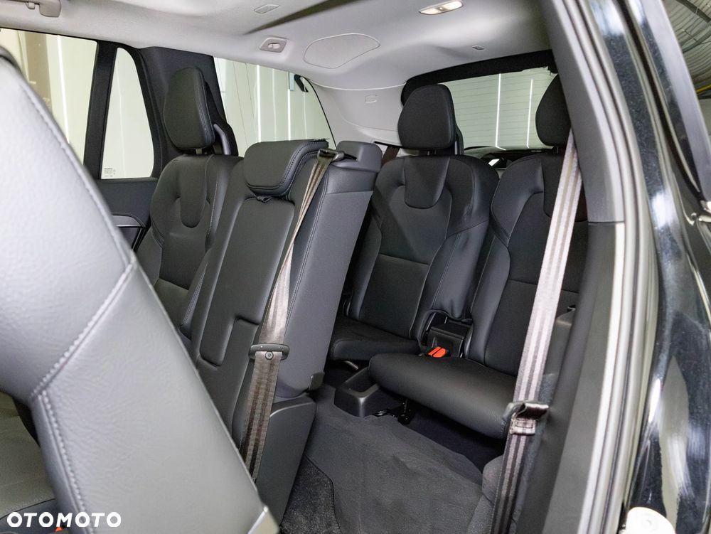 Volvo XC 90 B5 D AWD Ultimate Bright 7os - 33