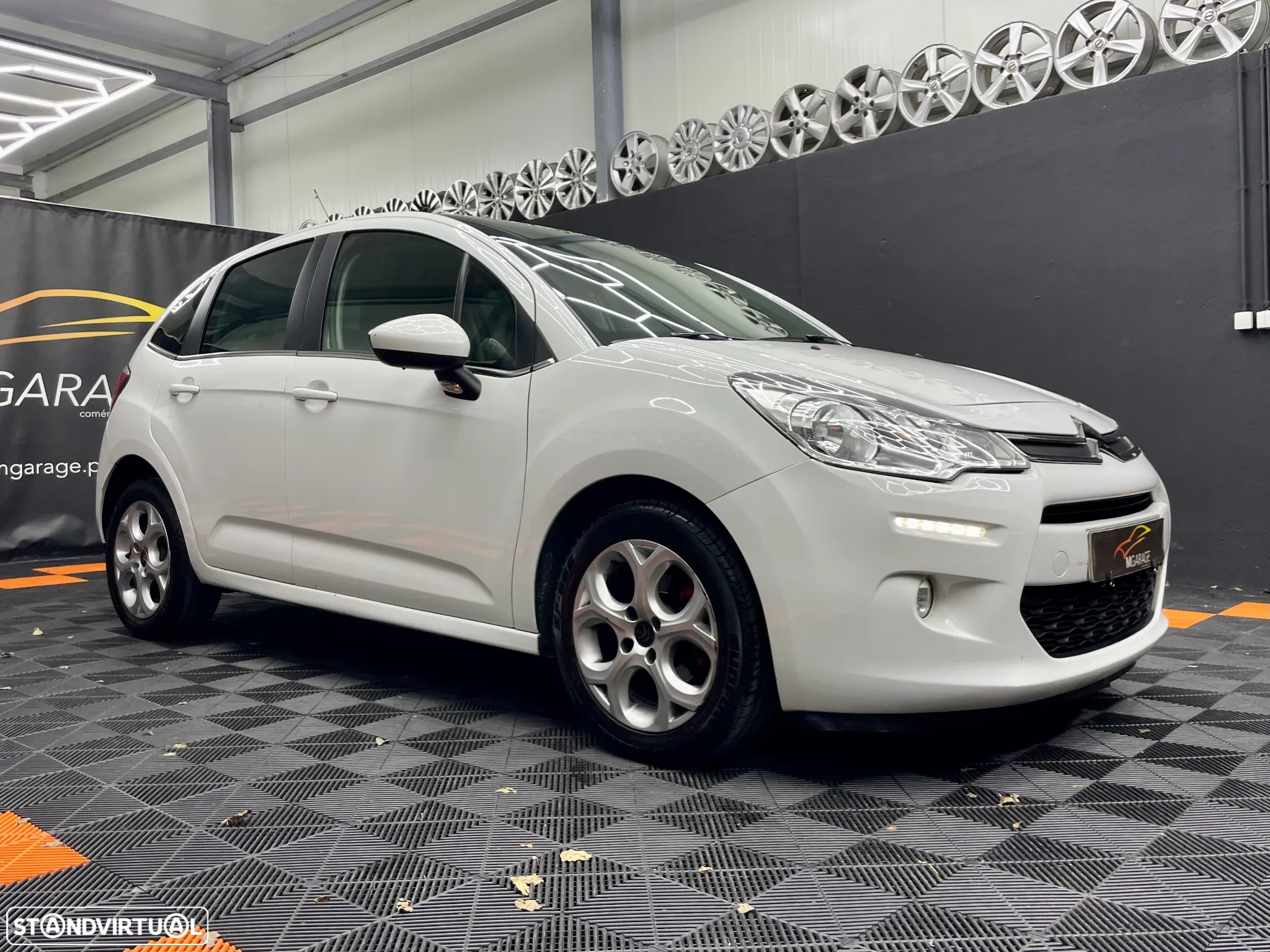 Citroën C3 1.2 VTi Exclusive - 3