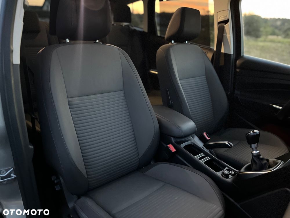 Ford C-MAX 2.0 TDCi Start-Stop-System Titanium - 34