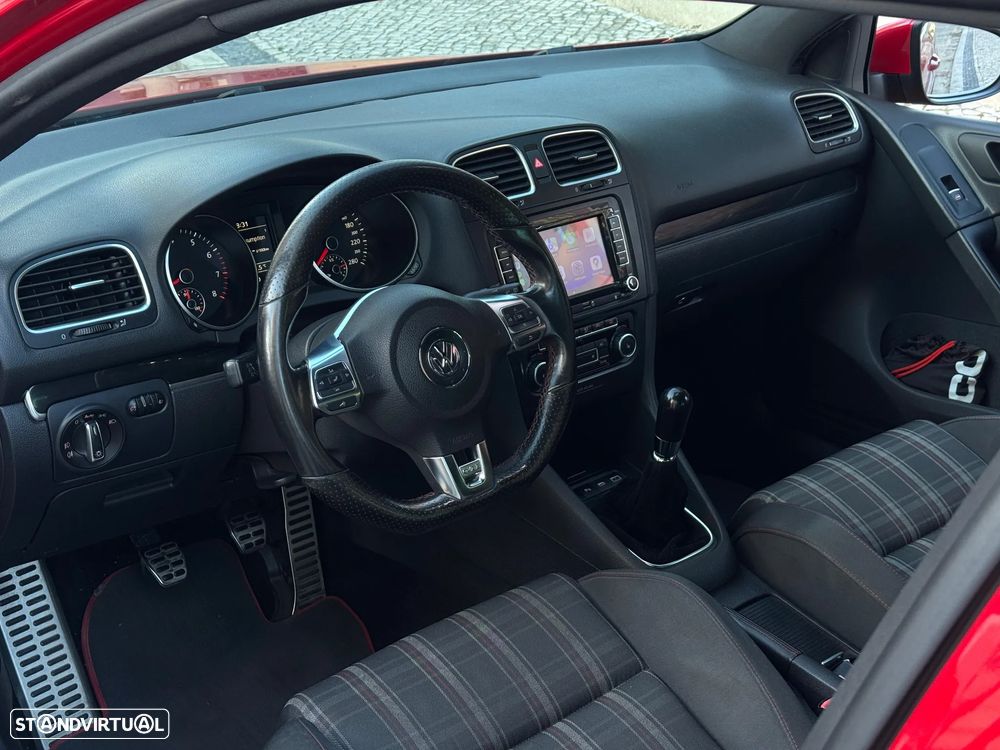 VW Golf 2.0 GTI - 10