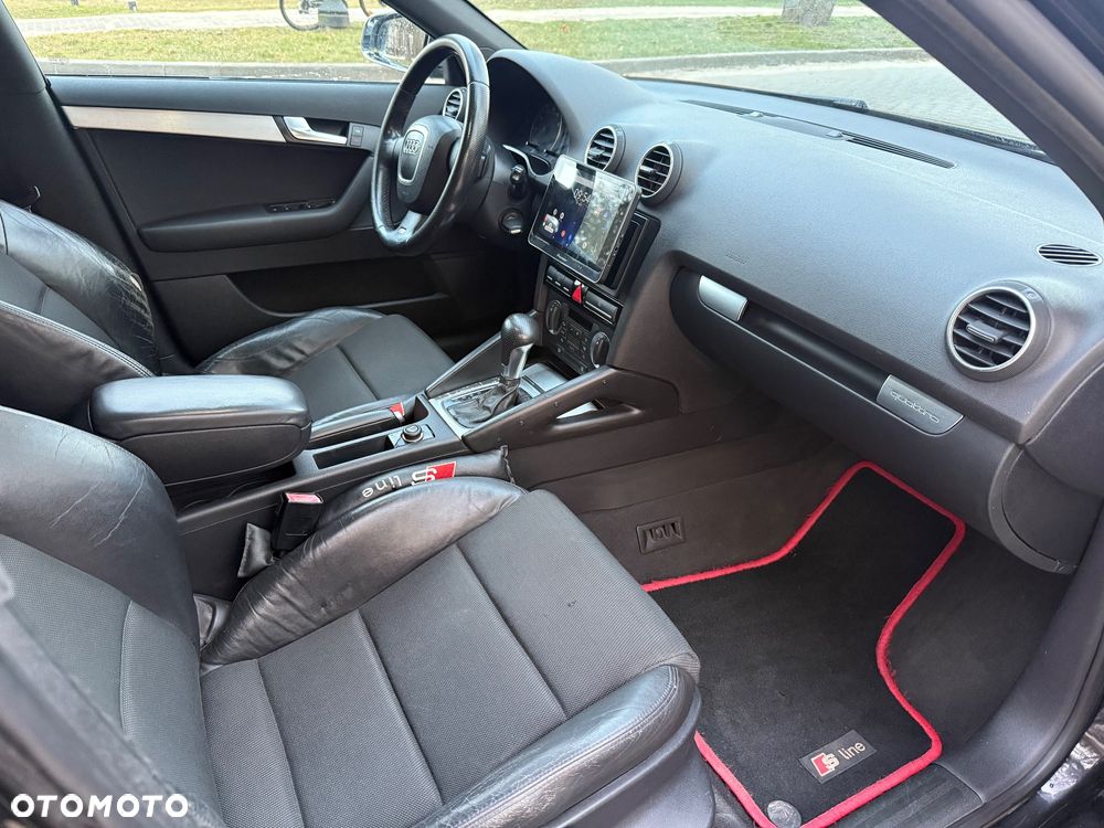 Audi A3 Sportback 3.2 quattro S tronic S line Sportpaket plus - 13