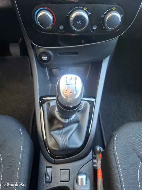 Renault Clio 0.9 TCe Limited - 13