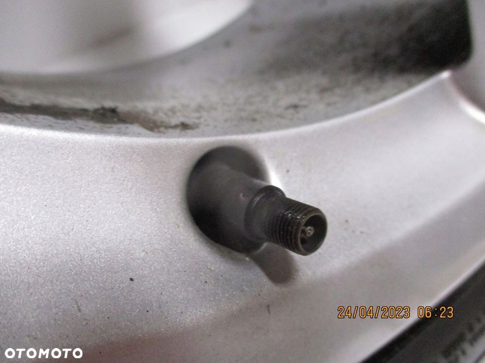 Koła felgi opony Audi A3 8V0 R16 MS 6MM - 6