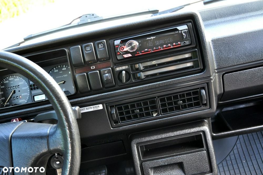 Volkswagen Golf - 15