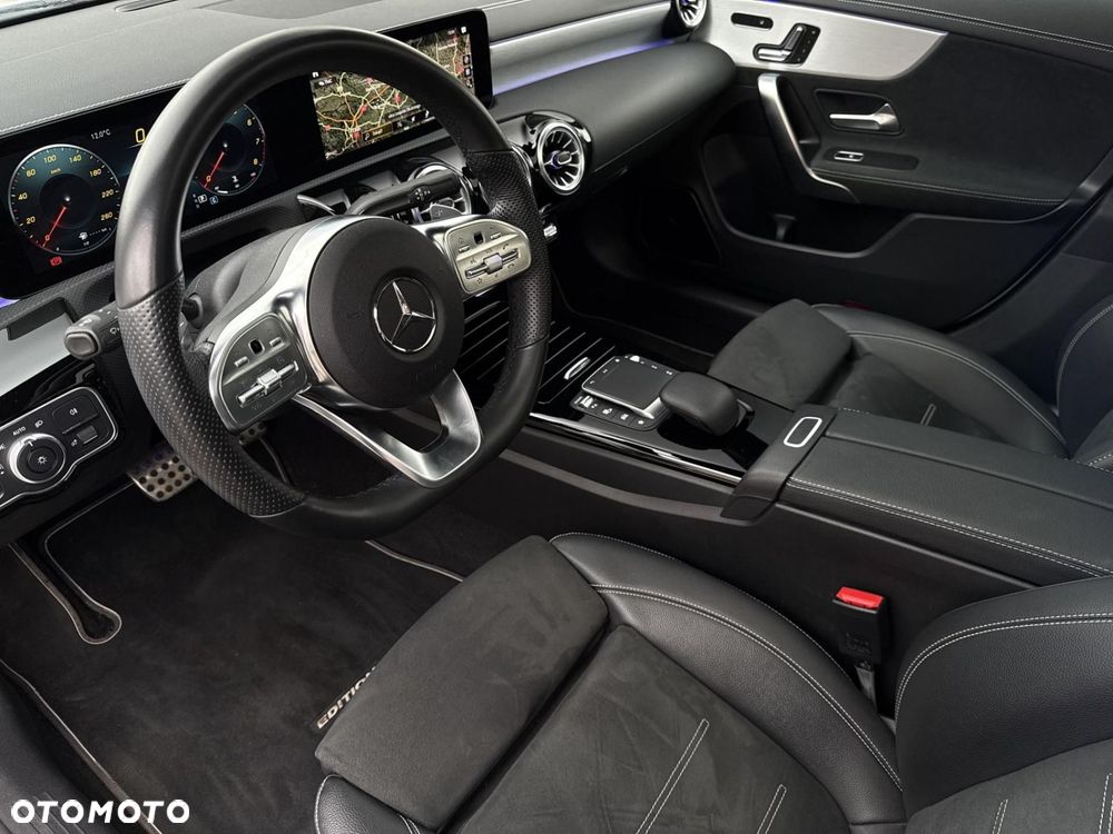 Mercedes-Benz CLA 200 7G-DCT - 10