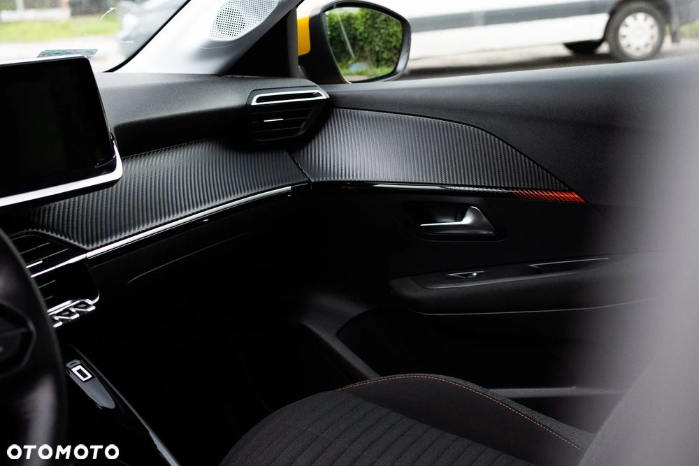 Peugeot 208 1.2 PureTech Active Pack S&S EAT8 - 10