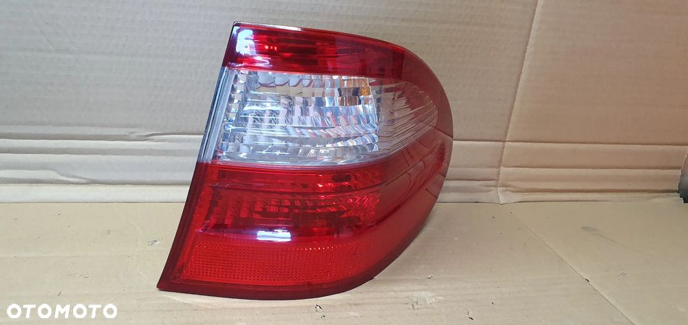 Lampa prawy tył tylna prawa Mercedes E-Klasa W211 Kombi A2118201264 - 3