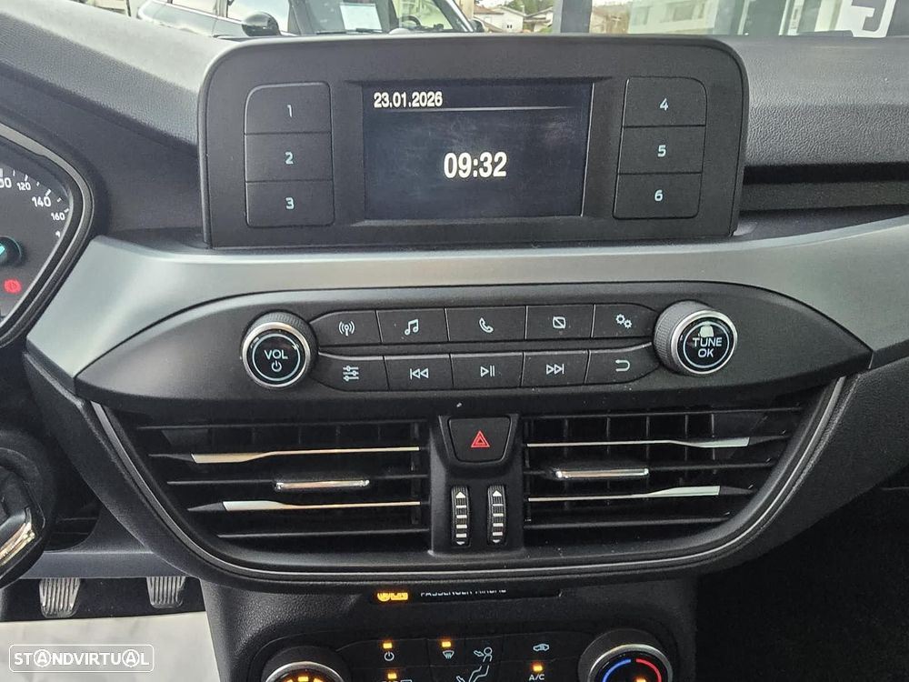 Ford Focus SW 1.5 TDCi EcoBlue Business - 21