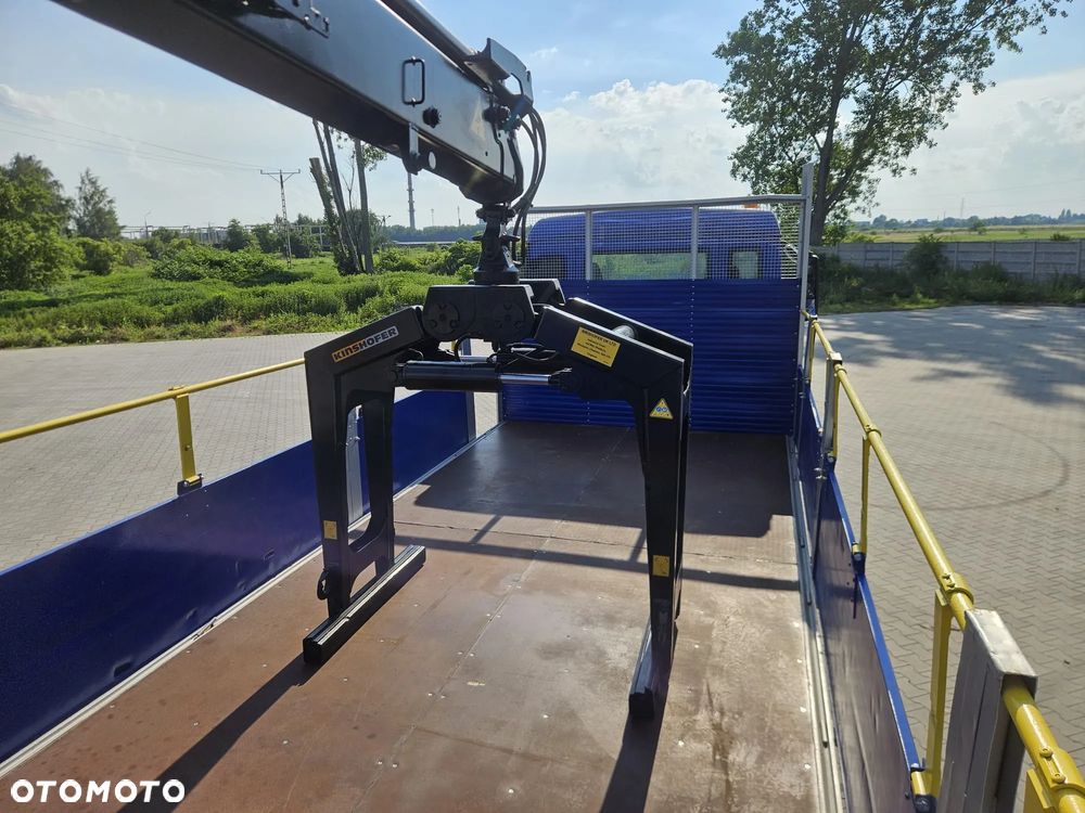 MAN TGS 26.360 6X2 E6 skrzynia + dźwig HMF1420 z pilotem - 17