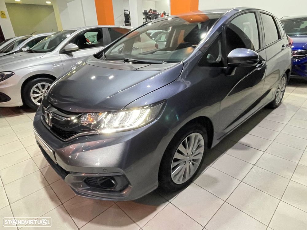 Honda Jazz 1.3 I-VTEC Elegance CVT - 3