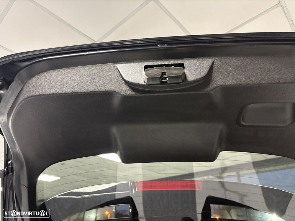 Ford Fiesta 1.5 TDCi Titanium - 18