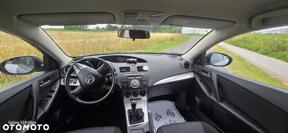 Mazda 3 - 4