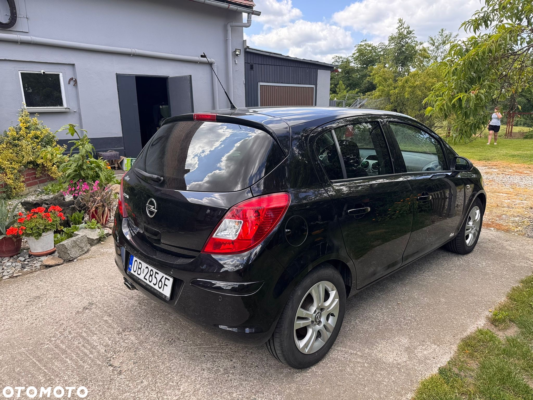Opel Corsa 1.4 16V Color Edition - 4