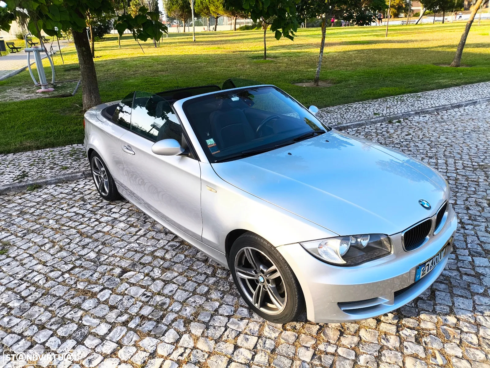 BMW 118 i Cabrio - 2
