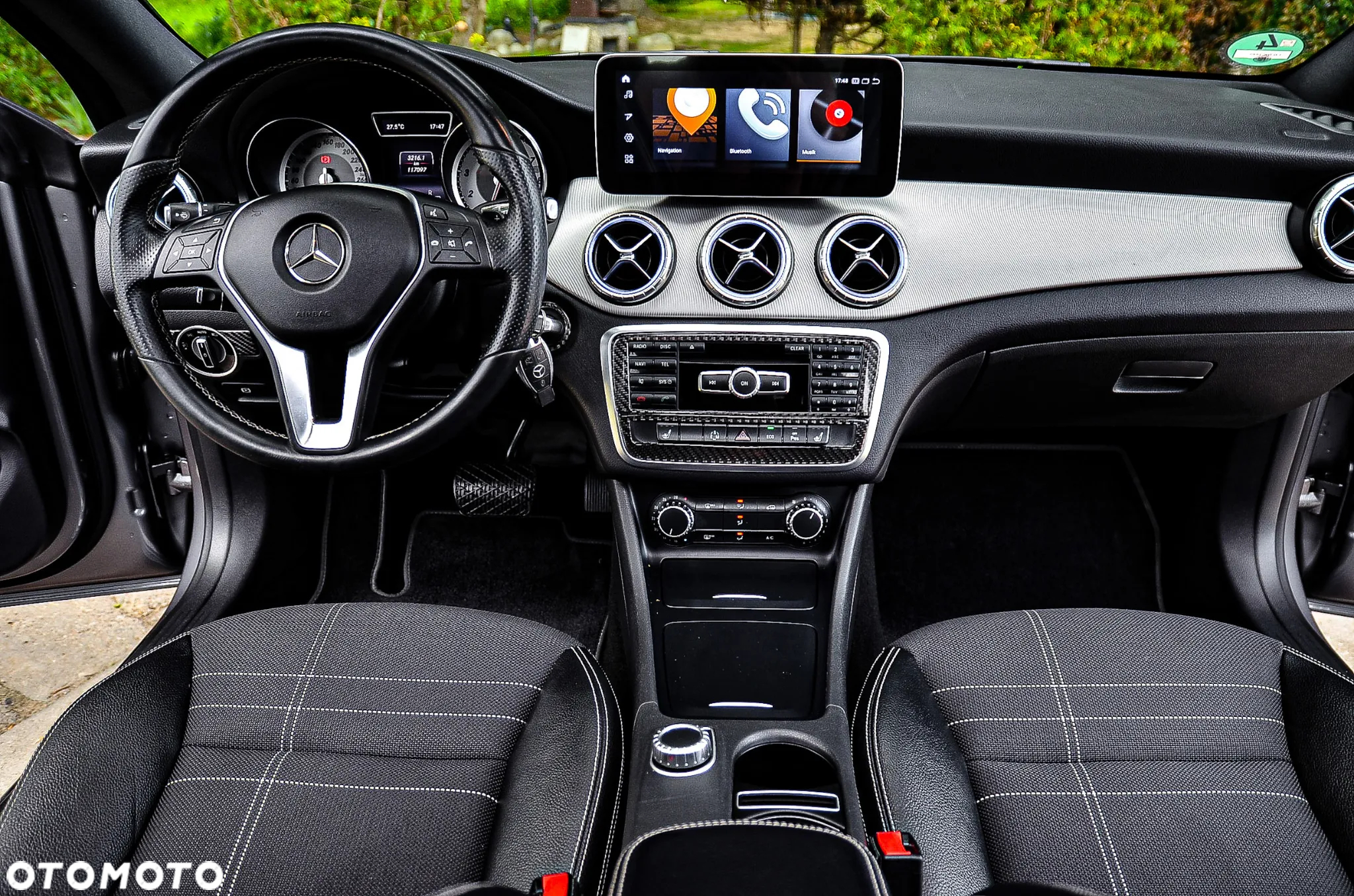 Mercedes-Benz CLA 200 7G-DCT Urban - 31