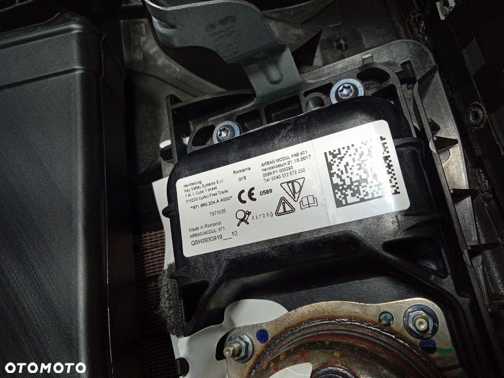 PORSCHE PANAMERA II 971 DESKA KONSOLA PODUSZKI PASY EU KPL - 15