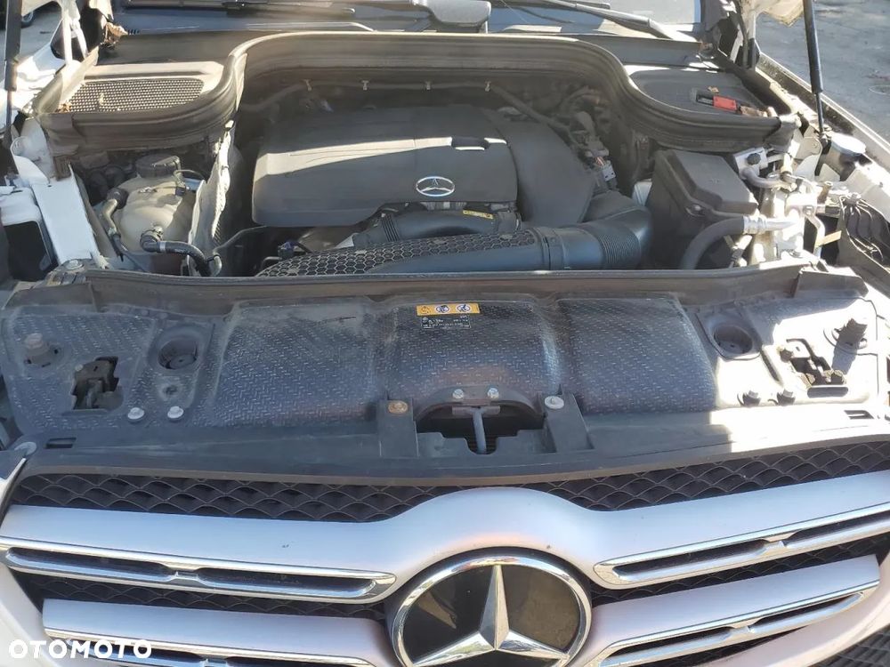 Mercedes-Benz GLE - 12