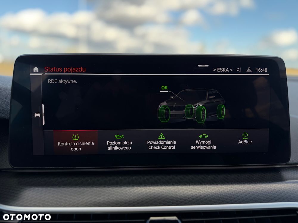 BMW Seria 5 520d xDrive - 29