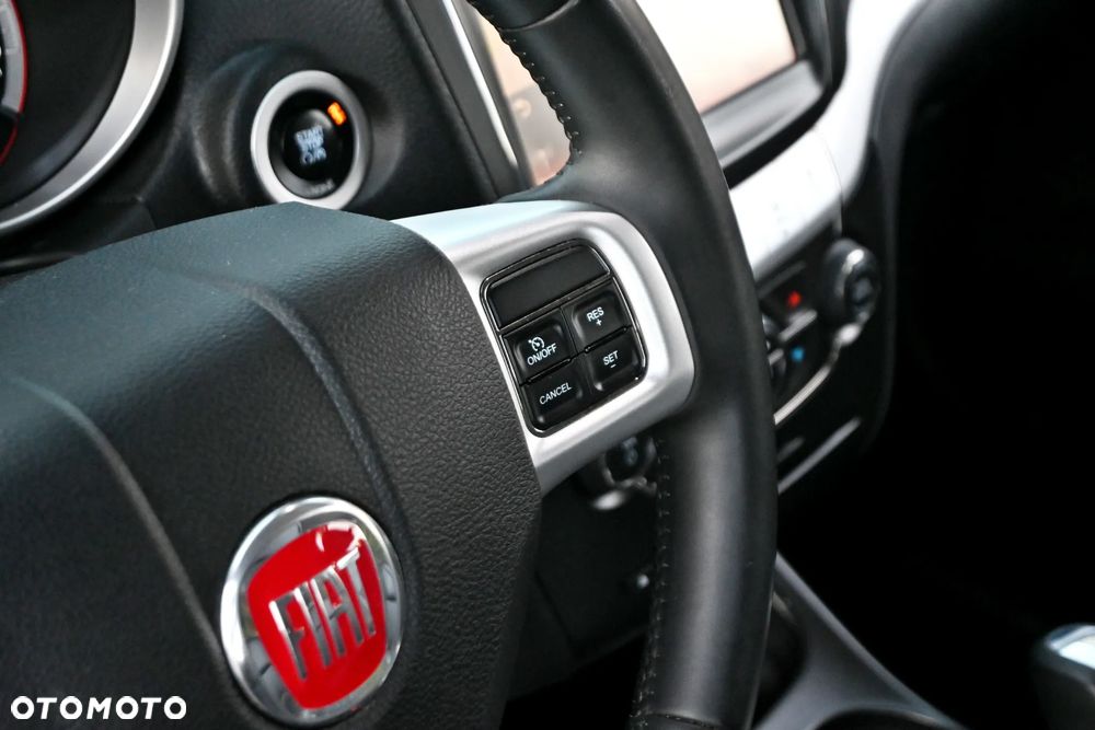 Fiat Freemont 2.0 Multijet Black Code AWD - 33