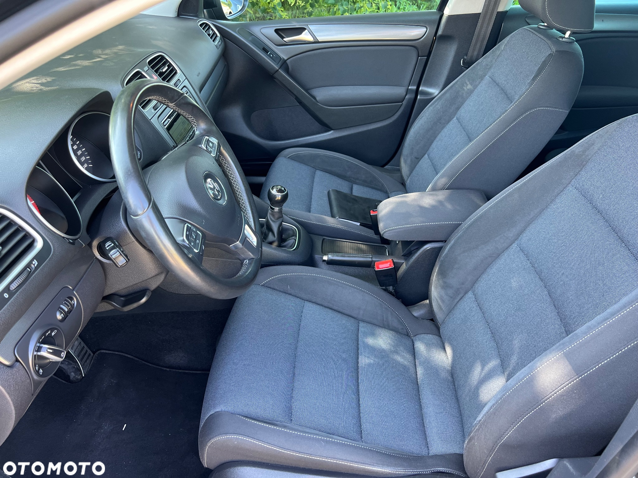 Volkswagen Golf 1.2 TSI Style - 11