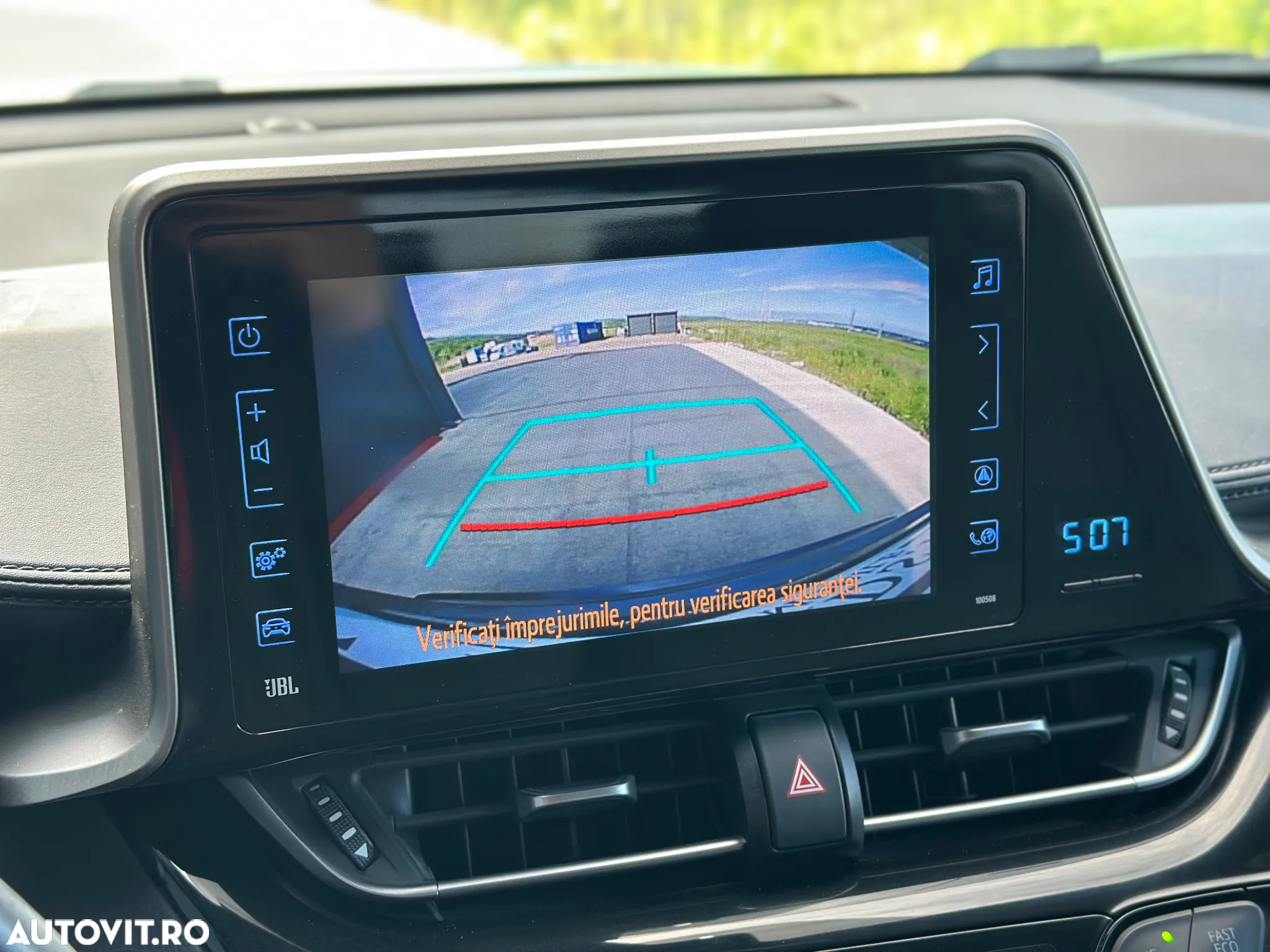 Toyota C-HR 1.8 HEV 140 CP 4x2 CVT Exclusive - 17