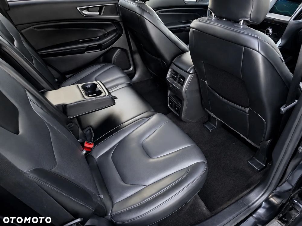 Ford Edge 2.0 EcoBlue Bi-Turbo 4x4 Titanium - 38