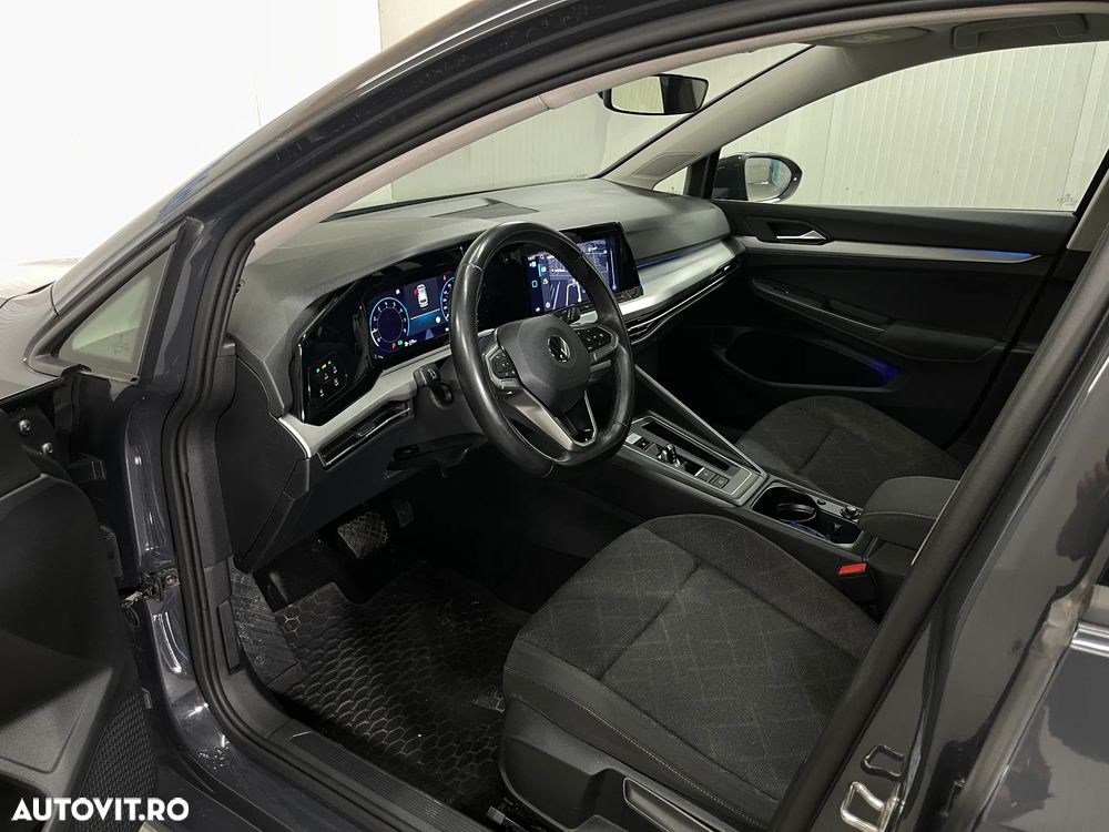 Volkswagen Golf 1.0 eTSI DSG MHEV Life - 6