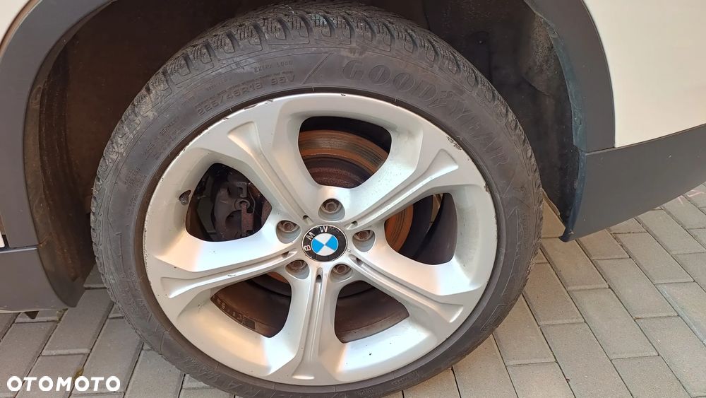 BMW X1 sDrive18i - 14