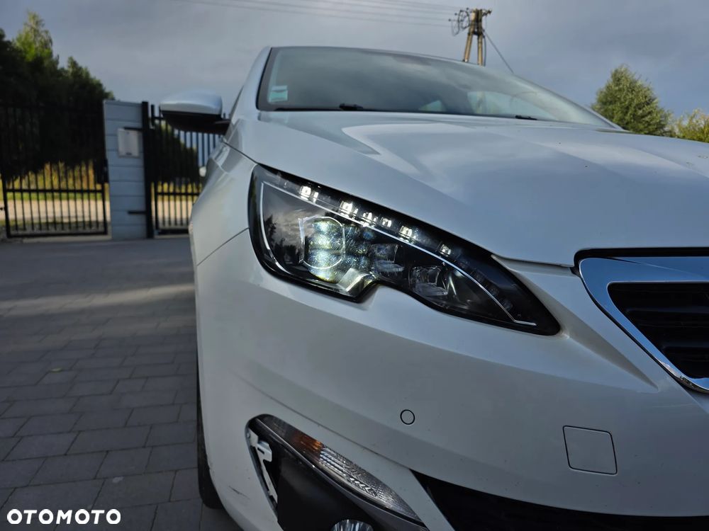 Peugeot 308 BlueHDi 120 Stop & Start Allure - 19