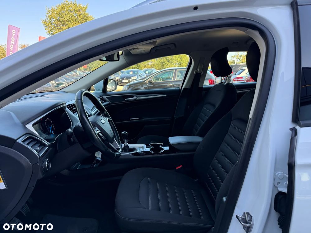 Ford Mondeo 2.0 TDCi Allrad Titanium - 28