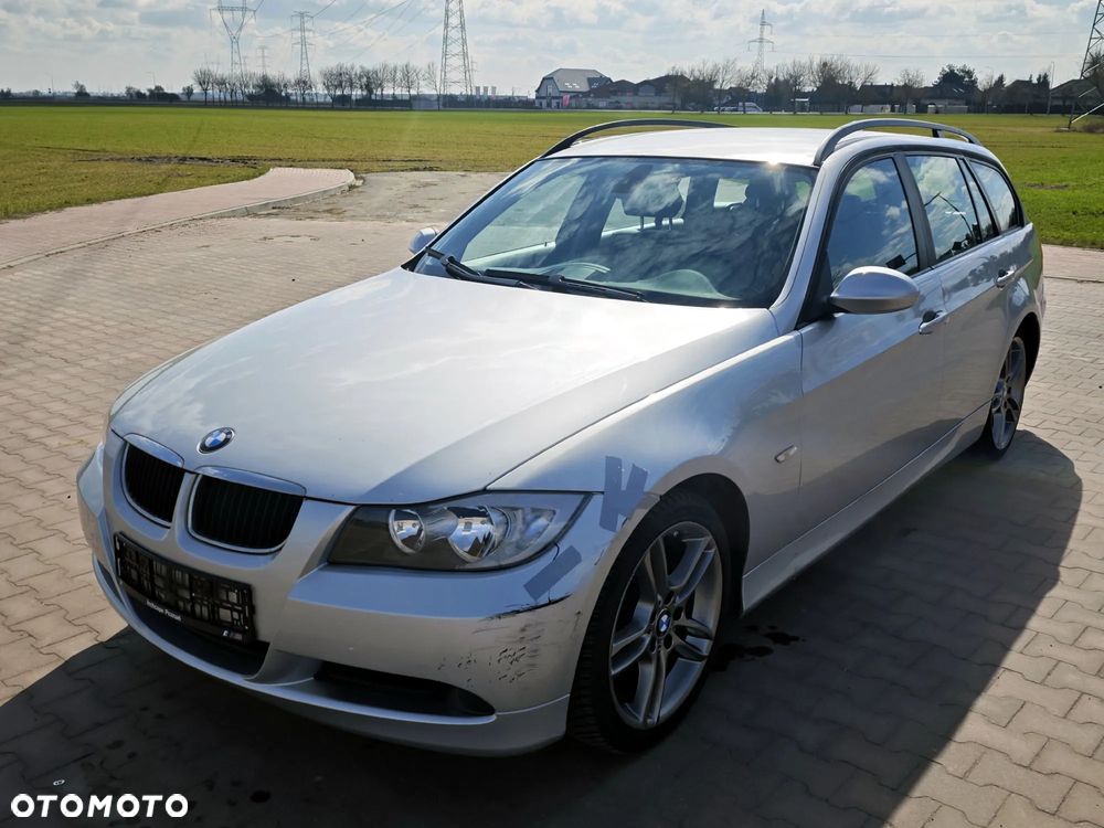 BMW Seria 3 318d - 4
