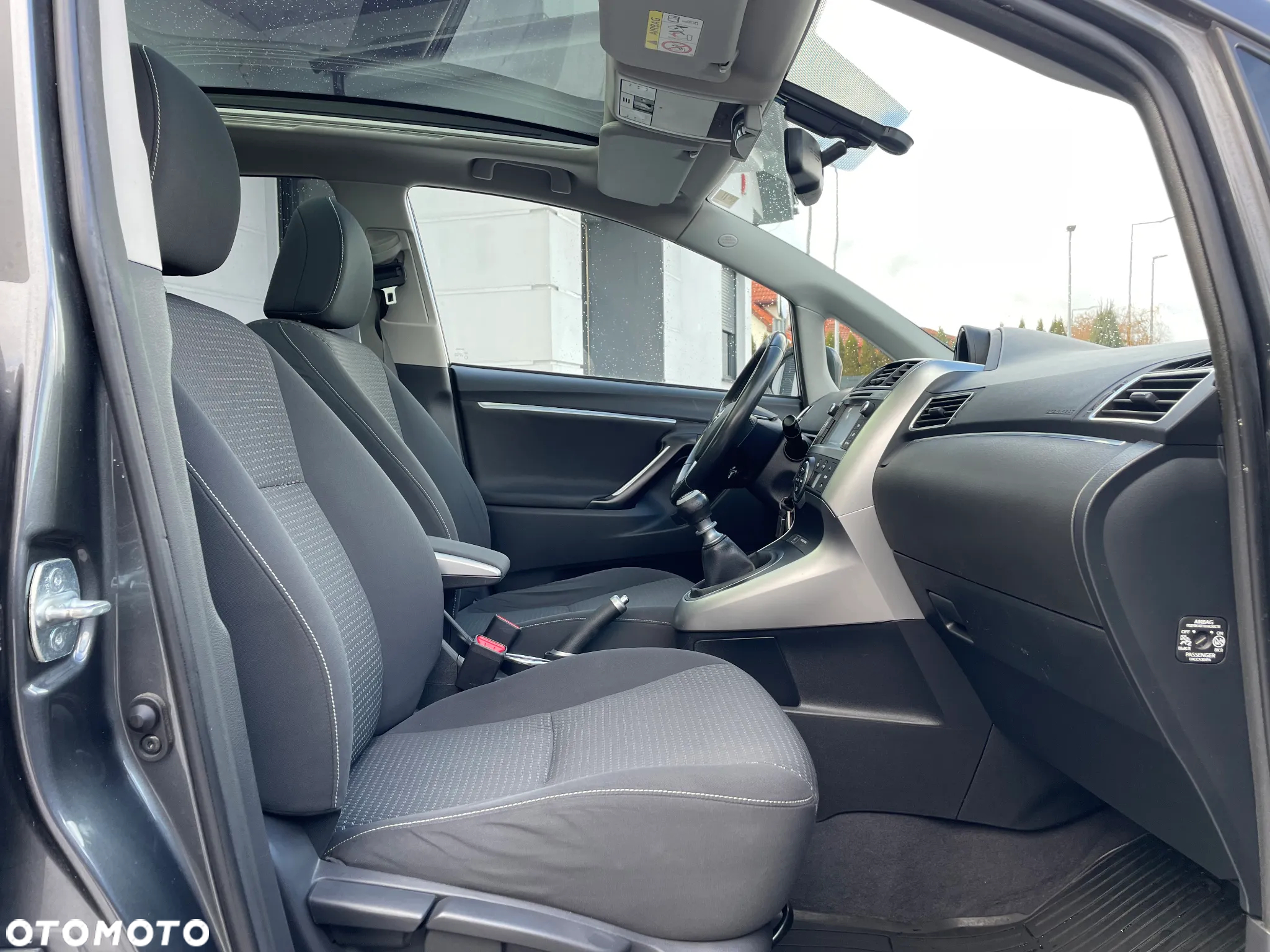 Toyota Verso 1.6 D-4D Prestige - 27