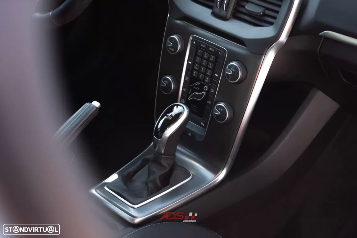 Volvo V40 1.6 D2 Kinetic Powershift - 13