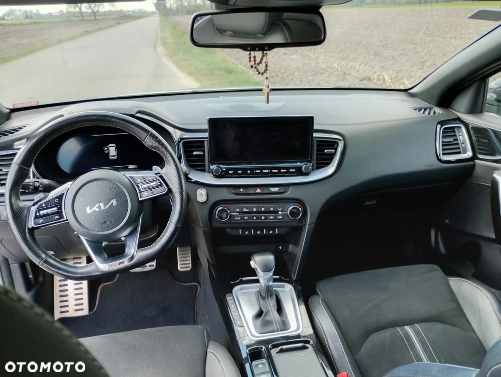 Kia ProCeed - 16