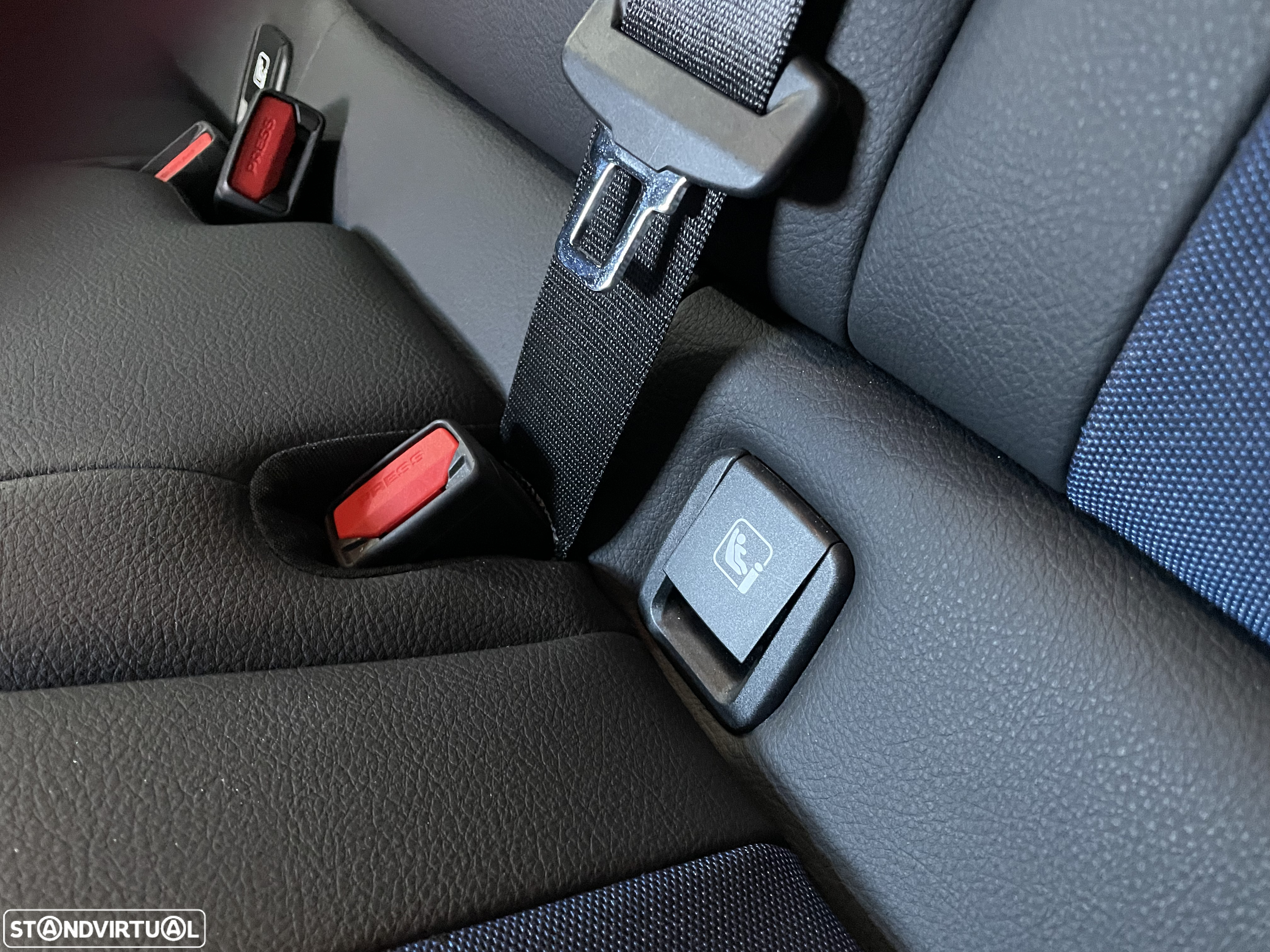 BMW 116 d Pack Desportivo M - 48