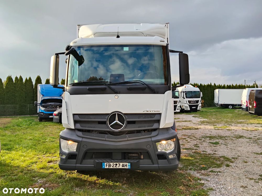 Mercedes-Benz Antos - 3