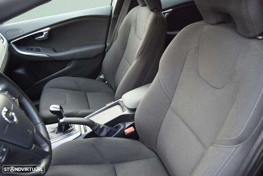 Volvo V40 2.0 D2 Kinetic - 12