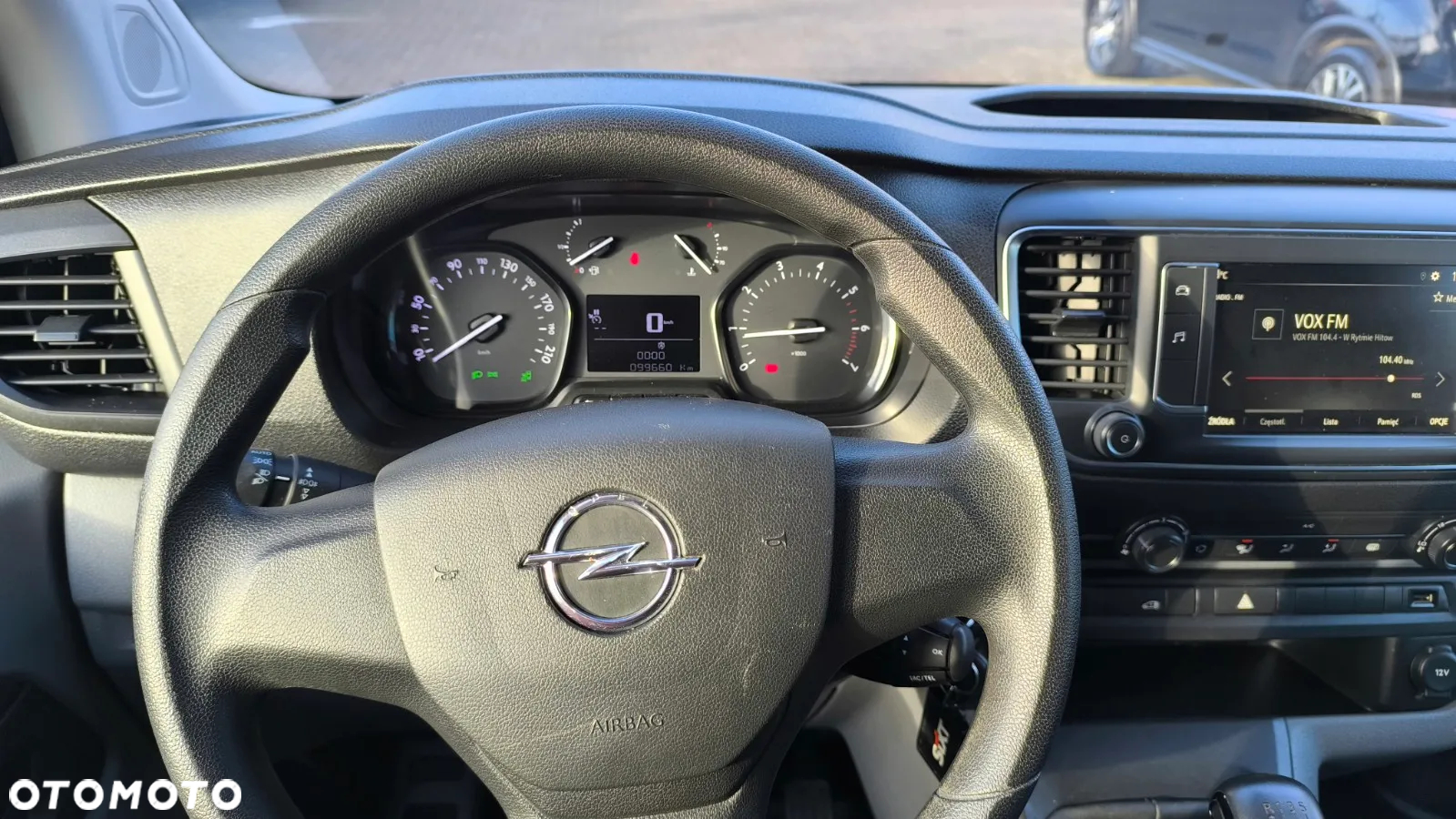 Opel Vivaro C - 17