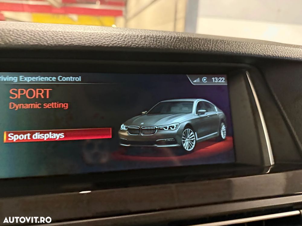 BMW Seria 5 520d xDrive AT - 18