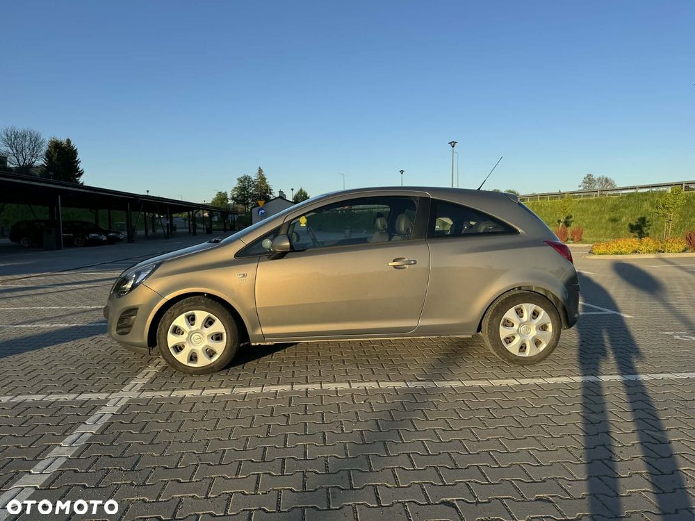 Opel Corsa 1.4 Enjoy - 3