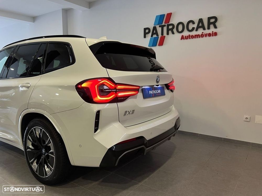 BMW iX3 M Sport Impressive - 46