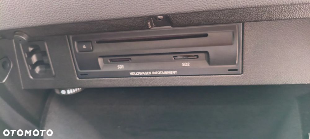 Volkswagen Passat 2.0 TDI SCR DSG Highline - 35