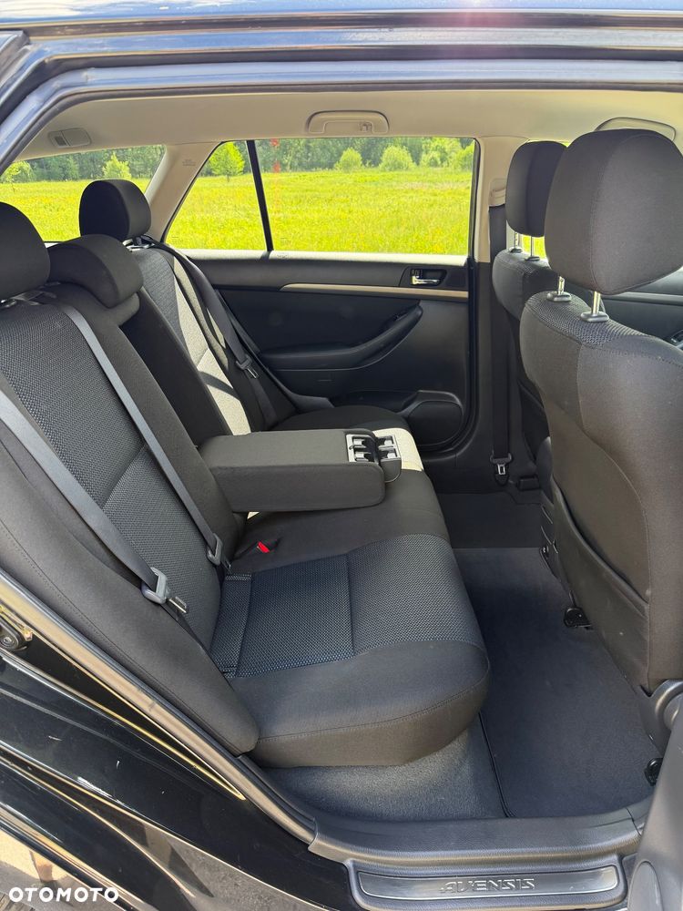 Toyota Avensis 1.8 VVT-i Edition - 14