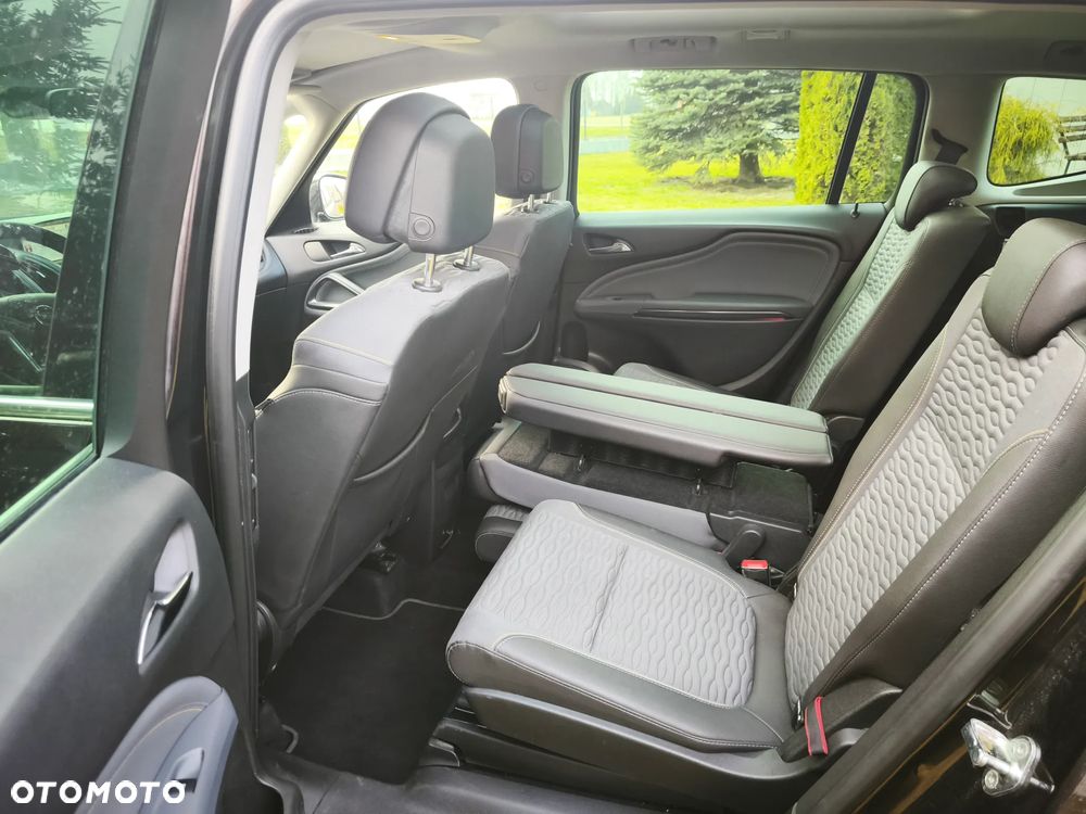 Opel Zafira 2.0 CDTI Enjoy - 9