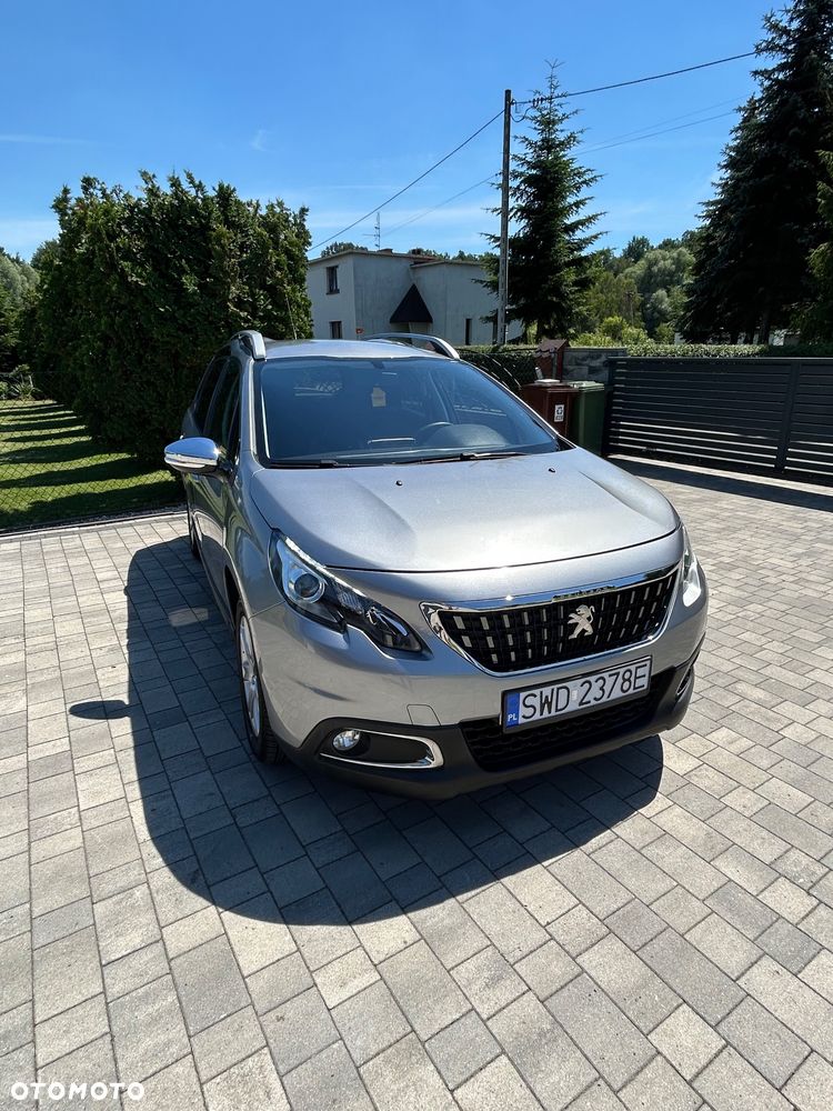 Peugeot 2008 - 8