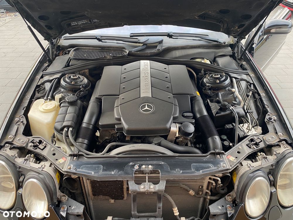 Mercedes-Benz CL 500 - 40