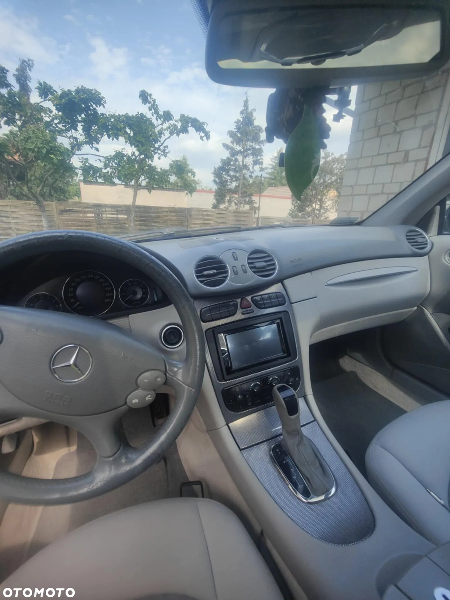 Mercedes-Benz CLK - 8
