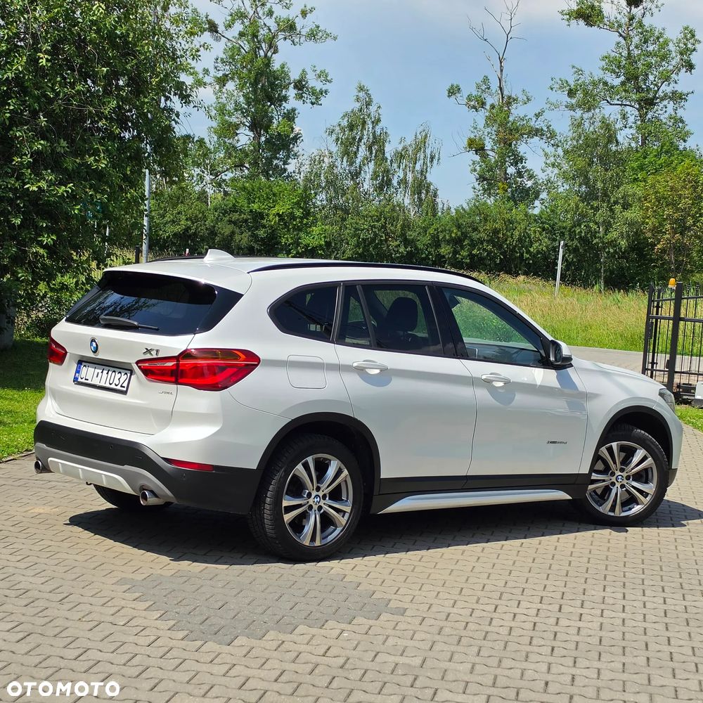 BMW X1 - 12